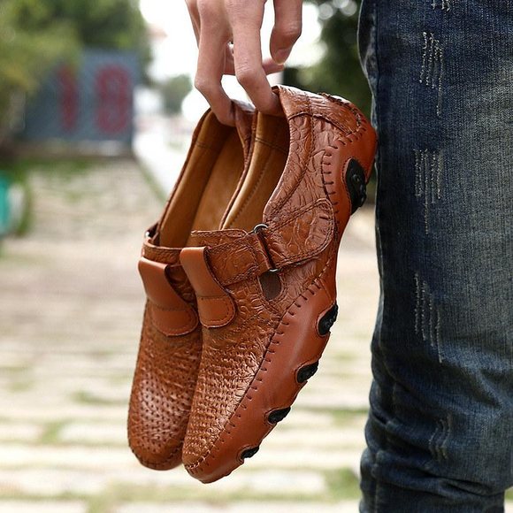 Shoes - High Quality Men Leather Flat Casual Shoes