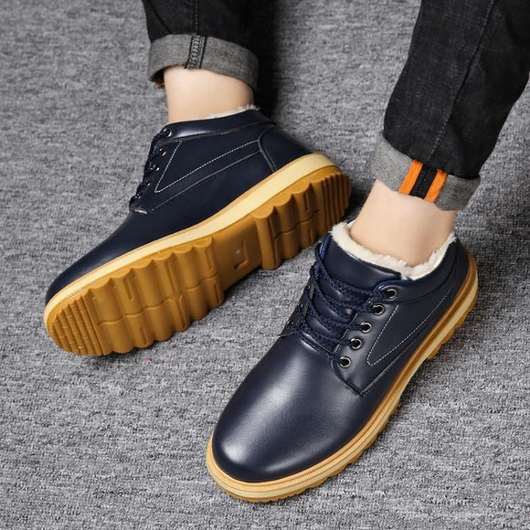 Shoes - New Fashion Men Boots