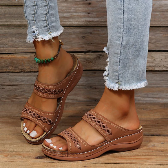 Fashion Trend Fish Mouth Word Fat Casual Sandals
